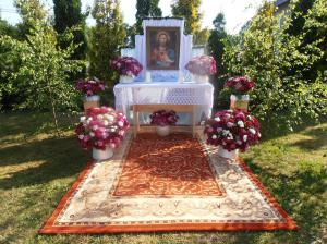 ołtarz boże ciało pludry 2017